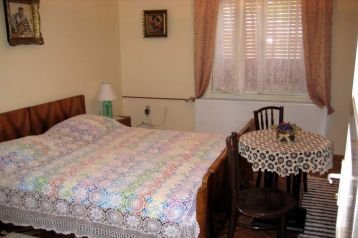 Hrvatska Chata Beli Manastir, Interijer